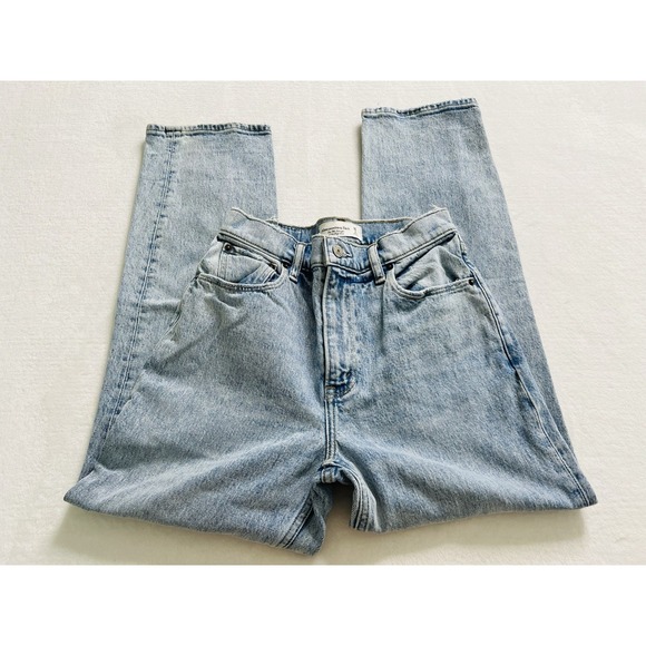 Abercrombie & Fitch Denim - Abercrombie & Fitch The 90's Straight Ultra High Rise  Womens Light Wash Blue 26